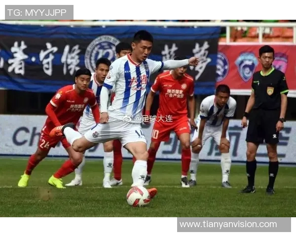 深入分析西安足球队的进攻战术与球队整体表现的关系 深入分析西安足球队的进攻战术与球队整体表现的关系