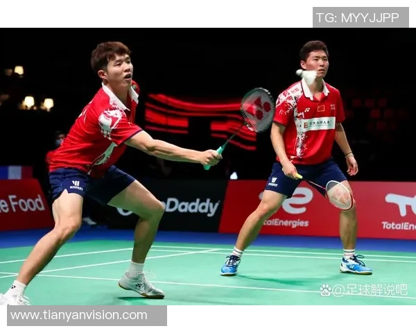 深圳羽毛球队配合问题引发热议球员间默契与战术选择成焦点 深圳羽毛球队配合问题引发热议球员间默契与战术选择成焦点