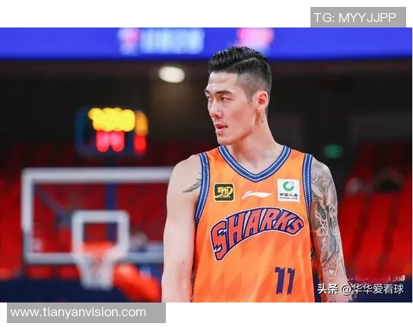 刘铮：从篮球场上的拼搏到人生道路上的坚持与奋斗